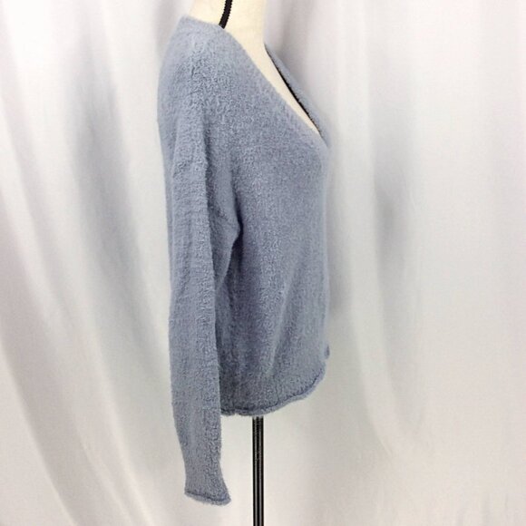 Altar'd State Sweater Womens Size XS Blue V-Neck Fuzzy Rolled Hem Cuffs Oversize - Picture 2 of 8